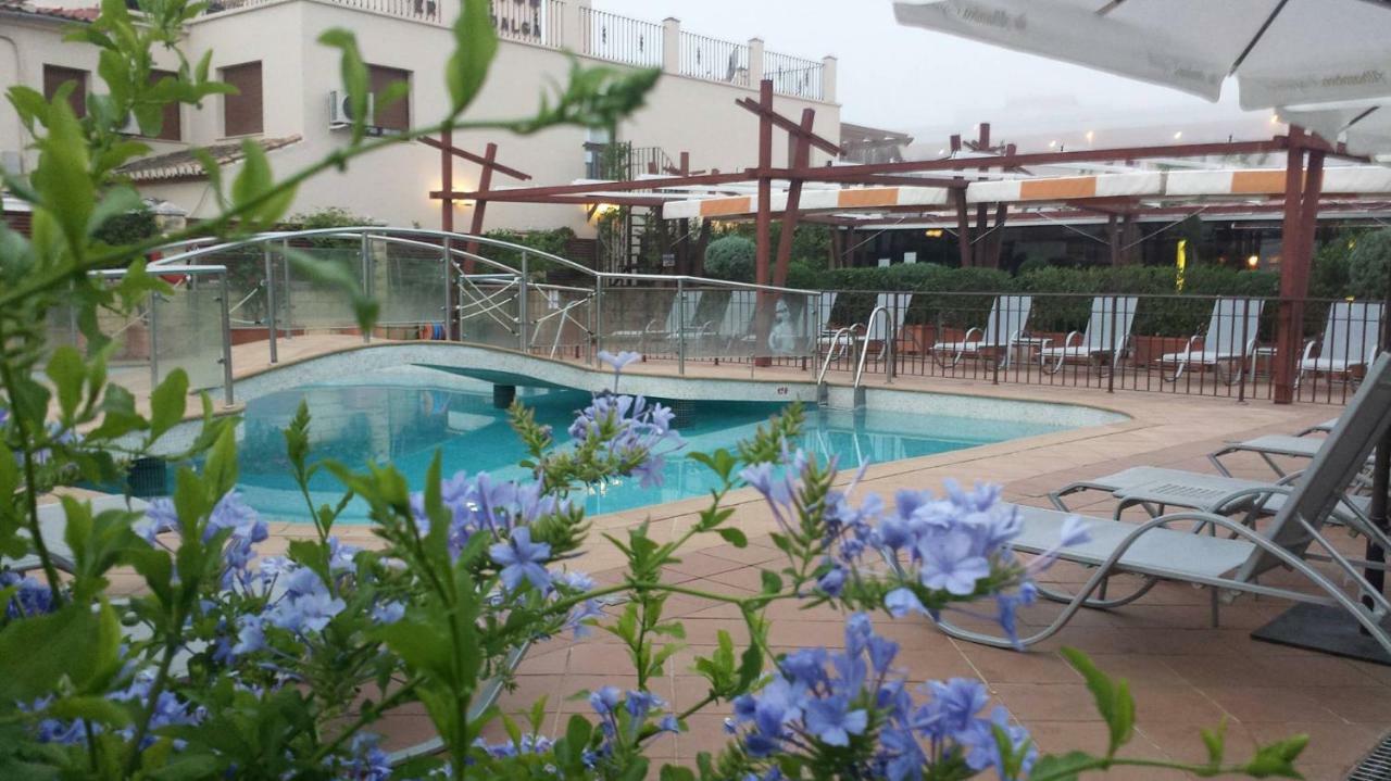 Hotel Sierra Hidalga Ronda Bagian luar foto